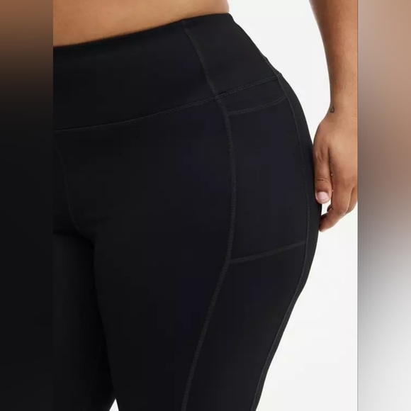 Torrid NWOT Tru By Torrid Full Length Side Pocket Active Leggings - Picture 5 of 9